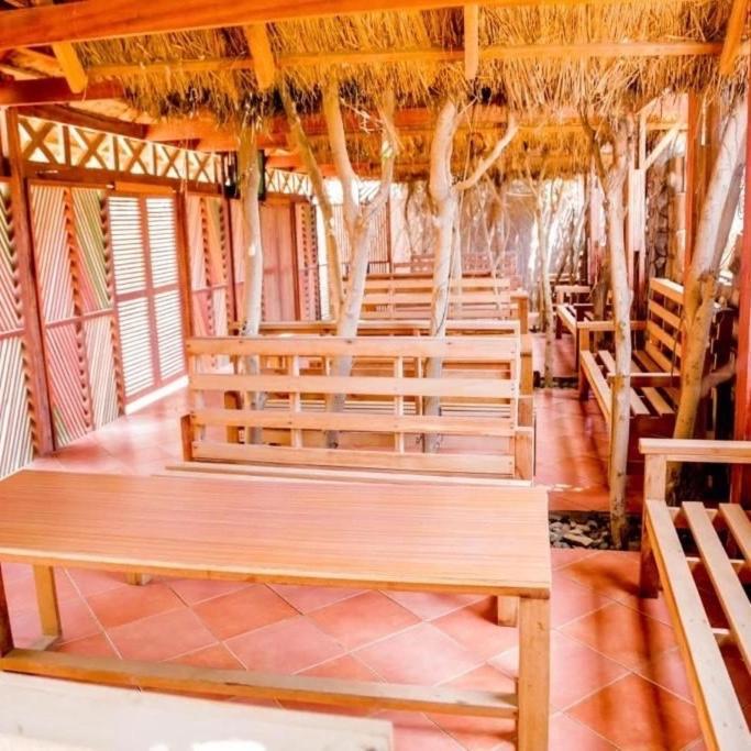 Dc Ambassadors Hotel Dawhwenya Extérieur photo